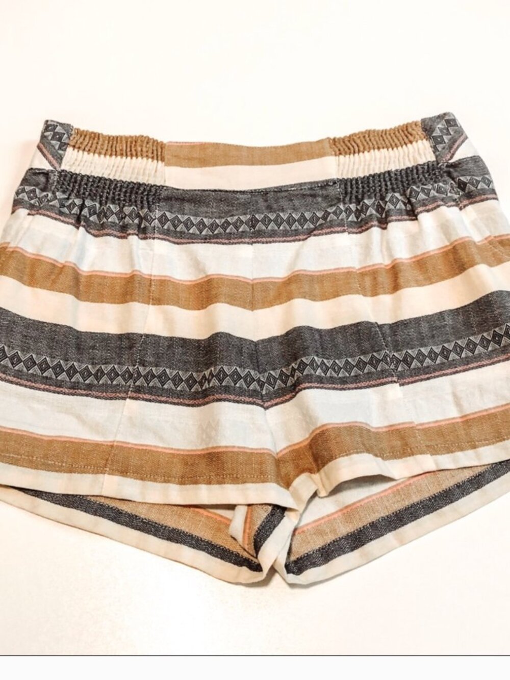 Mud Pie Elastic Waist Striped blue/white and tan  Shorts Medium